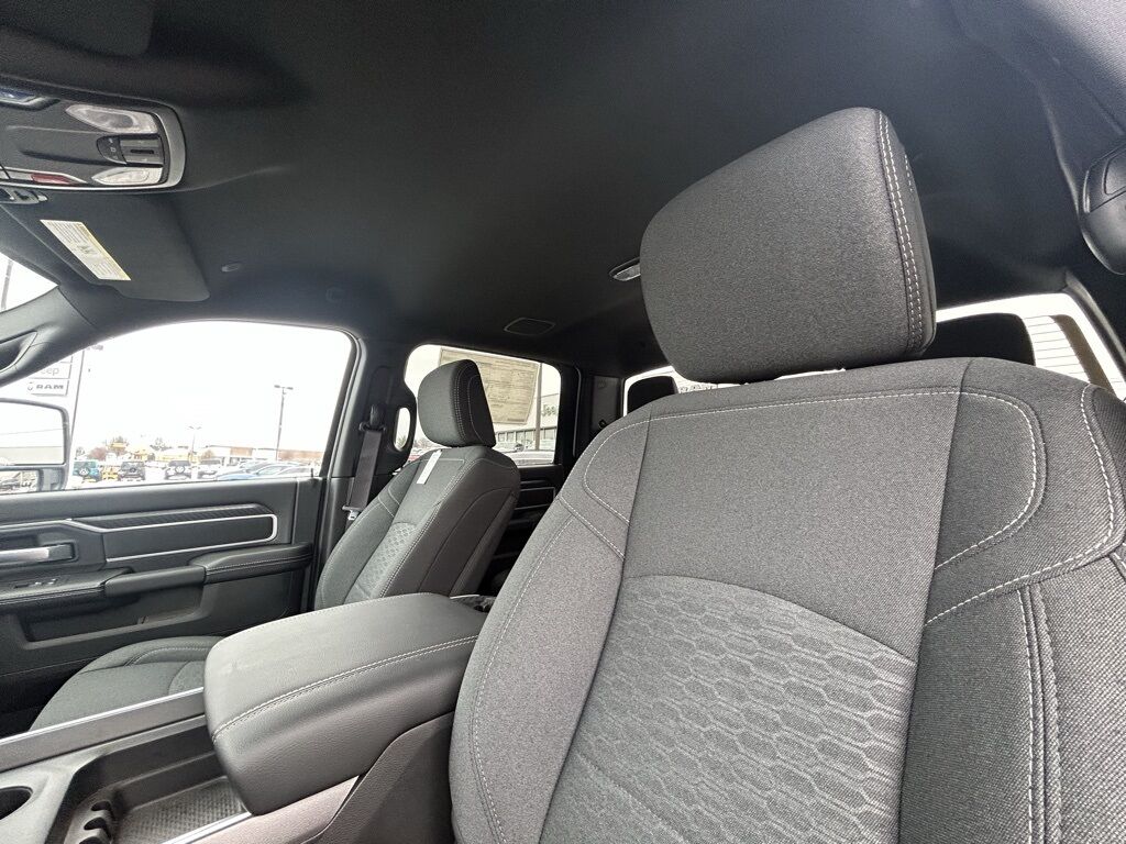 2025 Ram 3500 Big Horn Crestwood KY