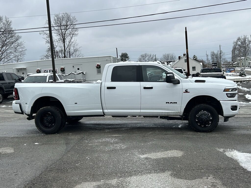 2025 Ram 3500 Big Horn Crestwood KY