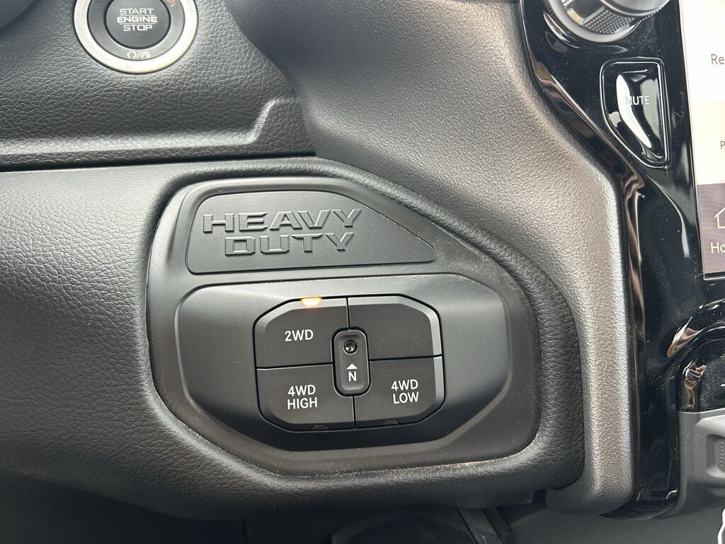 2025 Ram 3500 Big Horn Crestwood KY