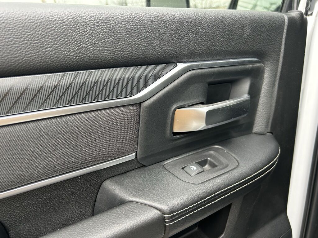 2025 Ram 3500 Big Horn Crestwood KY