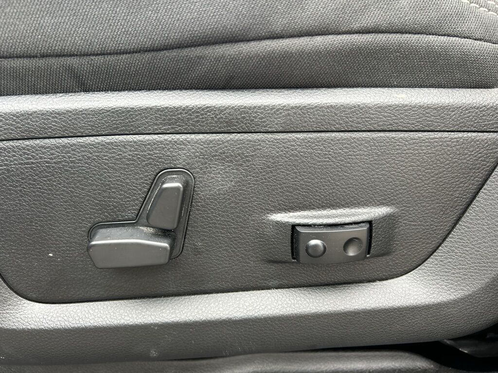 2025 Ram 3500 Big Horn Crestwood KY