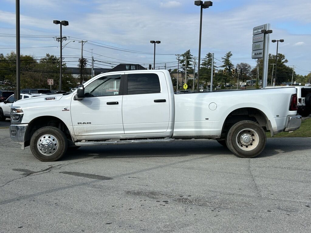 2025 Ram 3500 Big Horn Crestwood KY