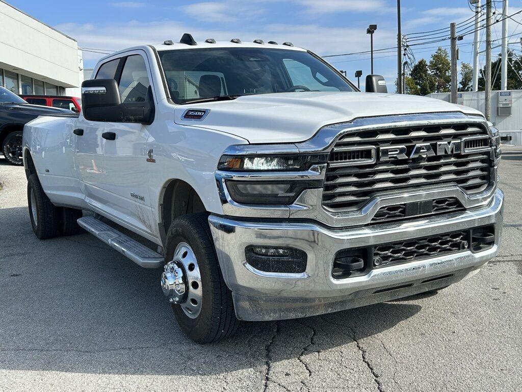 2025 Ram 3500 Big Horn Crestwood KY