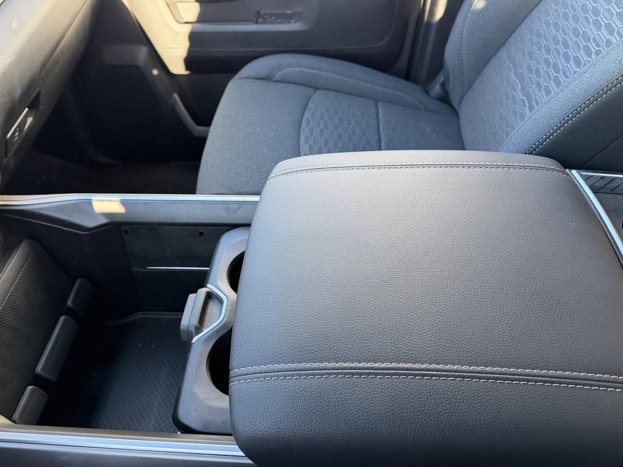 2025 Ram 3500 Big Horn Crew Cab 4X4 | 6.7L | 5th Wheel | Level 1 Equip Pkg | Box Liner | Nav | Sport Appr Pkg Redwater AB