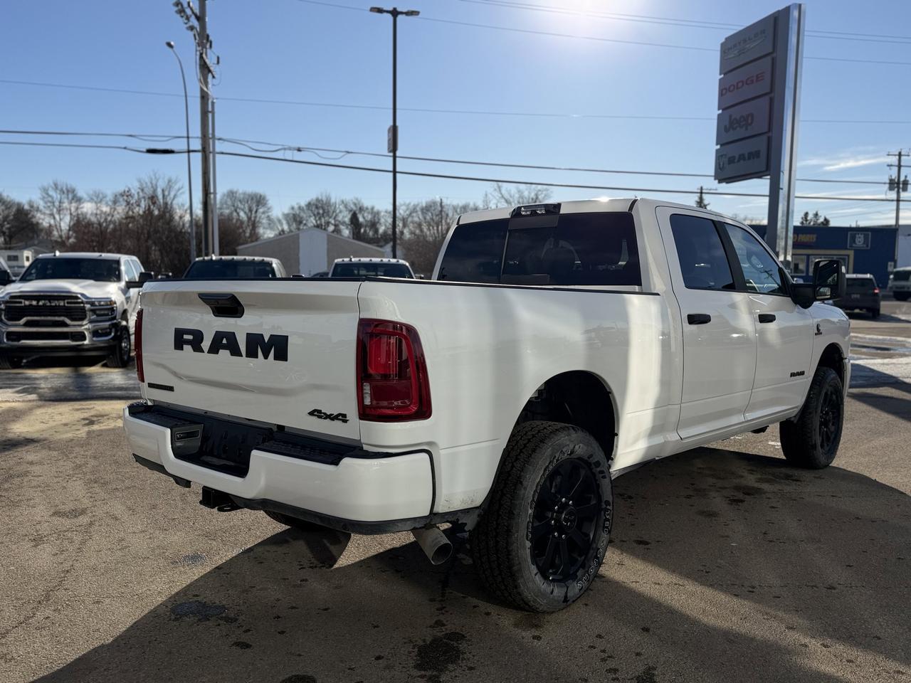 2025 Ram 3500 Big Horn Crew Cab 4x4 | Low KMs | Cummins Diesel | 12IN Display | Backup Camera | Remote Start Redwater AB