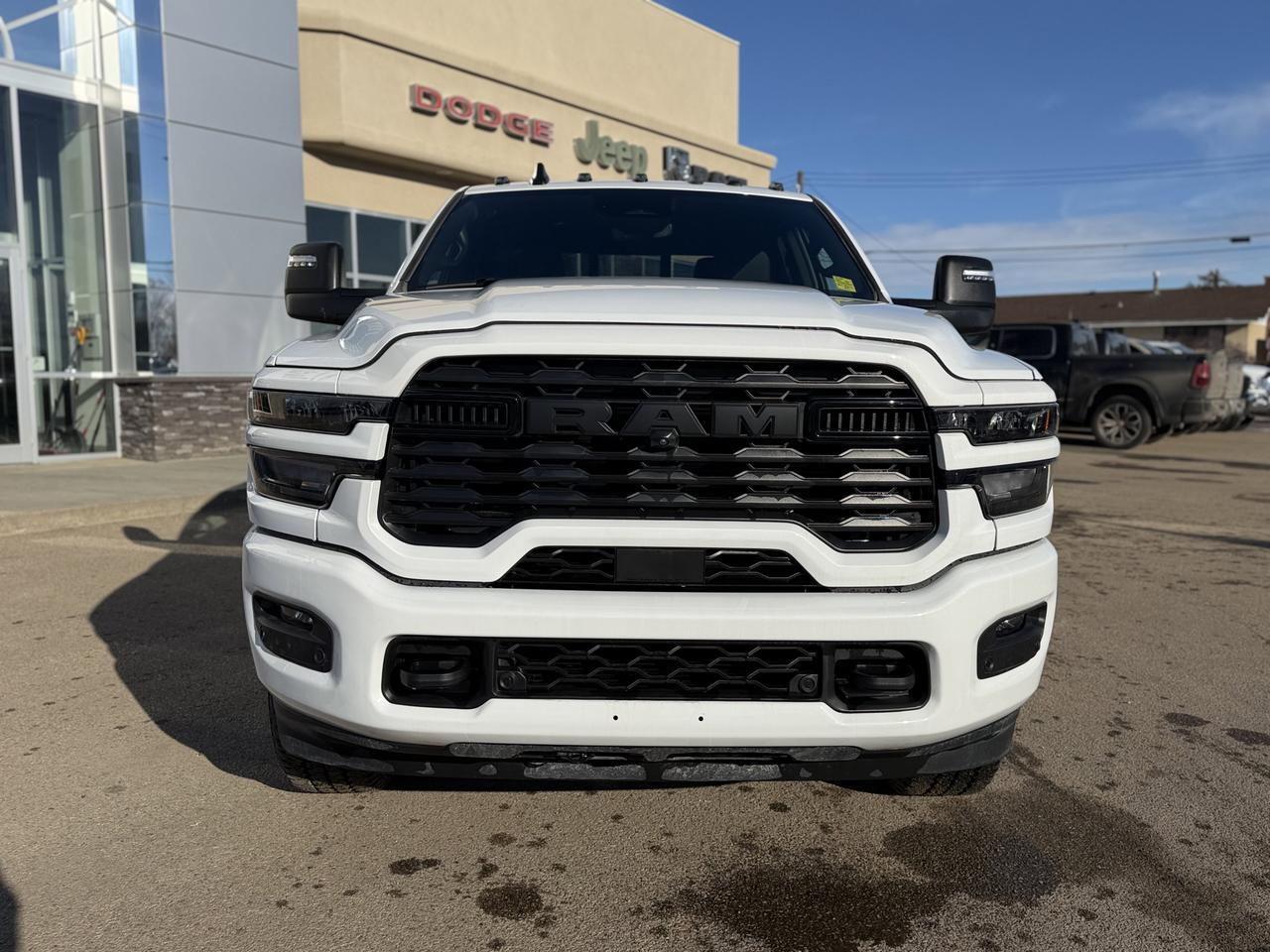 2025 Ram 3500 Big Horn Crew Cab 4x4 | Low KMs | Cummins Diesel | 12IN Display | Backup Camera | Remote Start Redwater AB