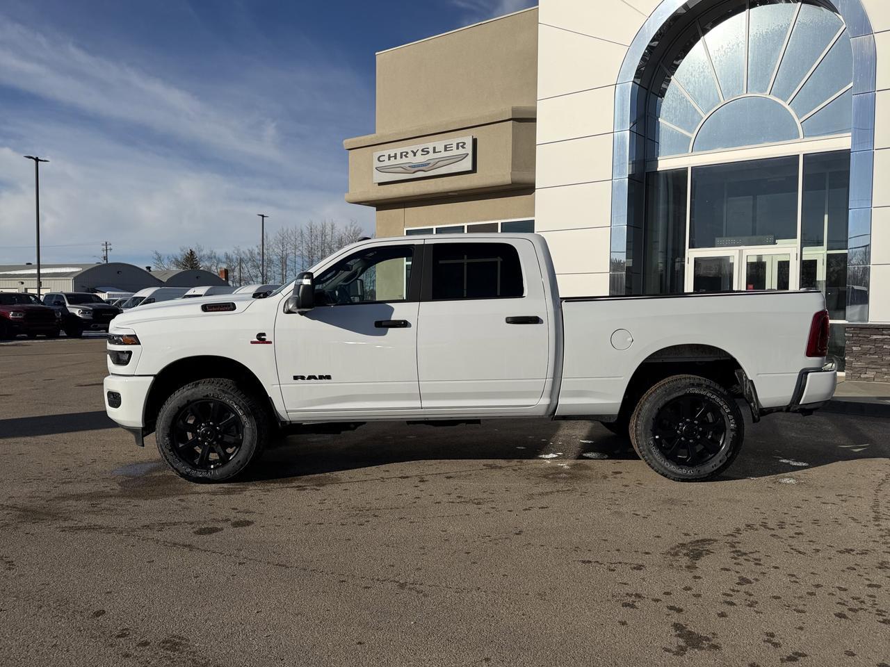 2025 Ram 3500 Big Horn Crew Cab 4x4 | Low KMs | Cummins Diesel | 12IN Display | Backup Camera | Remote Start Redwater AB