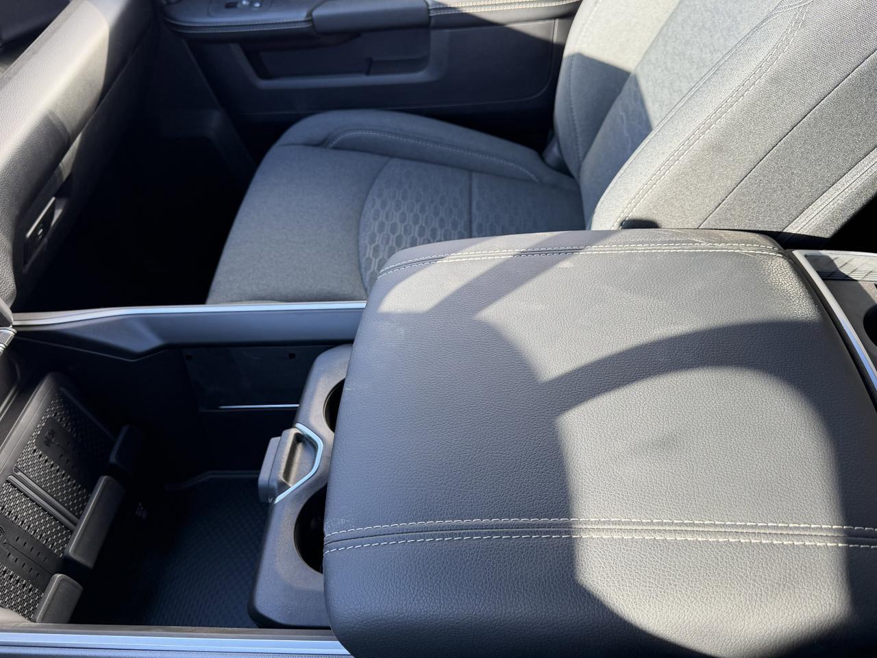 2025 Ram 3500 Big Horn Crew Cab 4x4 | Low KMs | Cummins Diesel | 12IN Display | Backup Camera | Remote Start Redwater AB