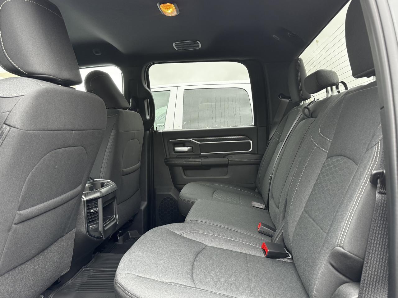 2025 Ram 3500 Big Horn Night Edition Crew Cab 4x4 | Cummins Diesel | Heated Seats | Towing | Backup Camera Redwater AB