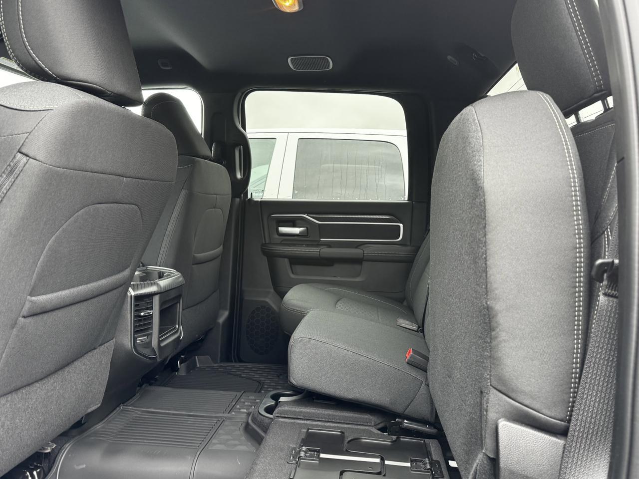 2025 Ram 3500 Big Horn Night Edition Crew Cab 4x4 | Cummins Diesel | Heated Seats | Towing | Backup Camera Redwater AB