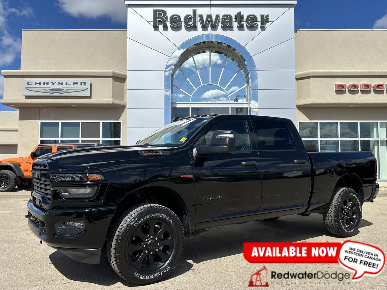 2025 Ram 3500 Big Horn Night Edition Crew Cab 4x4 | Low KMs | Cummins Diesel | 12IN NAV | 20IN Wheels | 5th Wheel