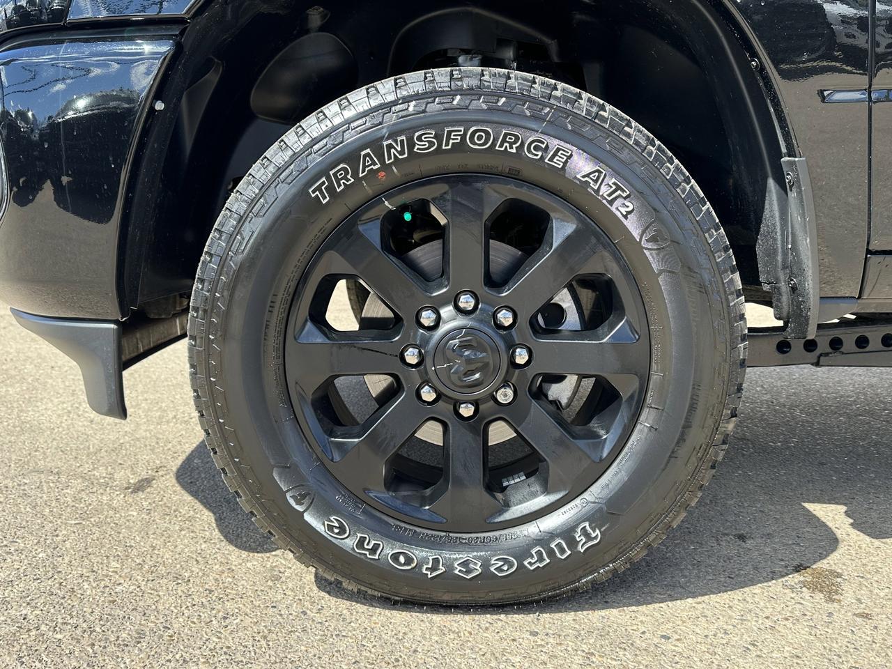 2025 Ram 3500 Big Horn Night Edition Crew Cab 4x4 | Low KMs | Cummins Diesel | 12IN NAV | 20IN Wheels | 5th Wheel Redwater AB