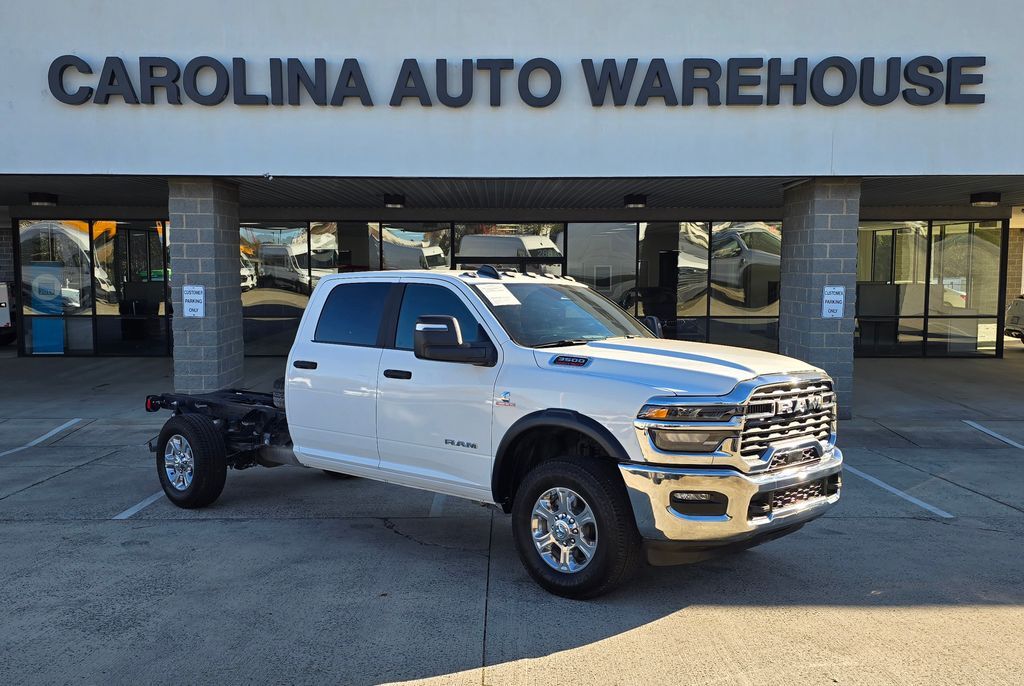 2025 Ram 3500 Chassis Big Horn 4x4 W/6.7L Cummins and 12" Touch-Screen Concord NC