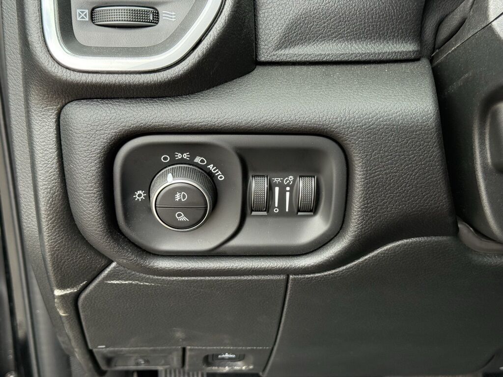 2025 Ram 3500 Laramie Crestwood KY