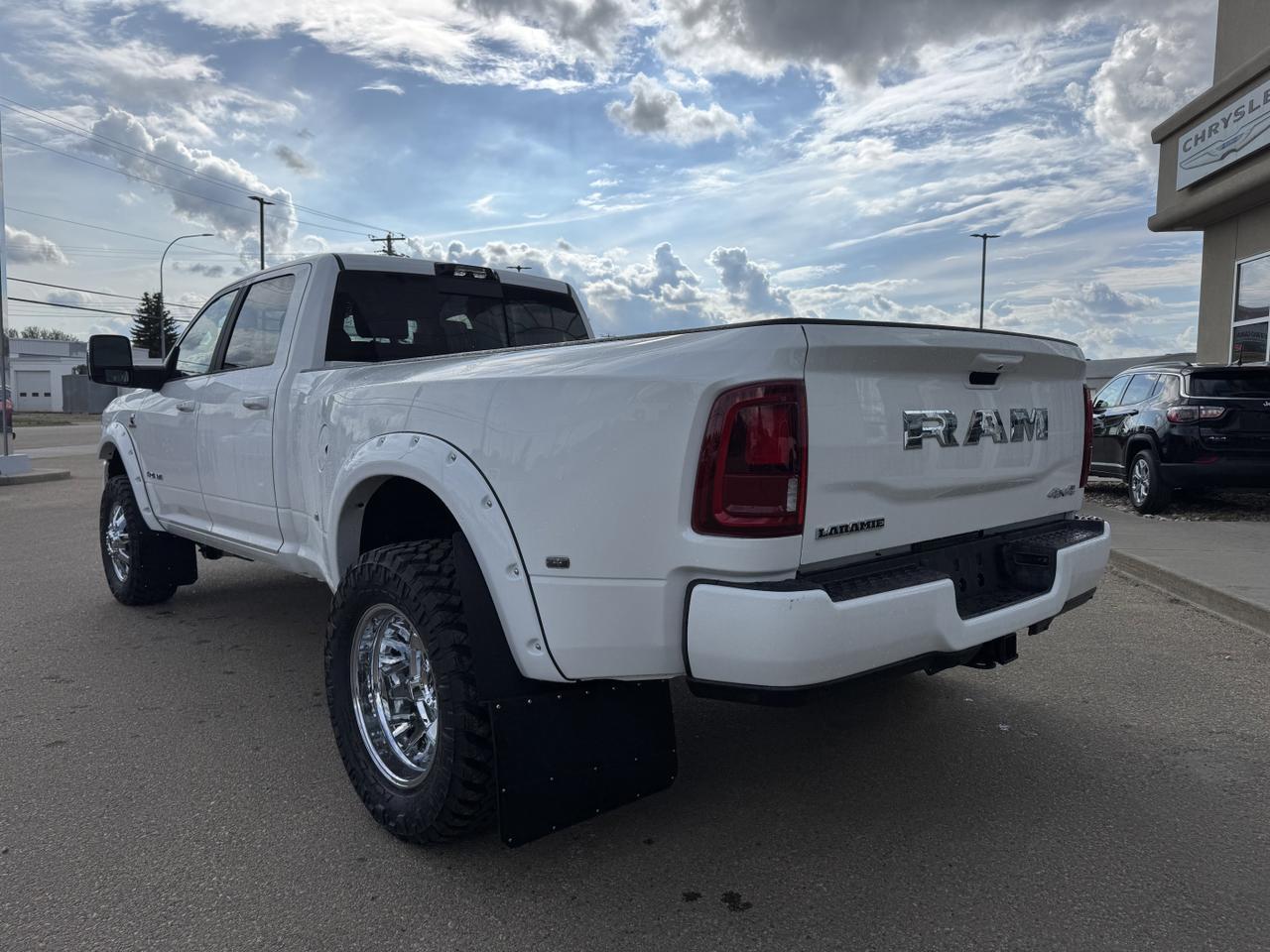 2025 Ram 3500 Laramie Dually Crew Cab 4x4 | Rig Ready Ram | Sunroof | Towing Prep I Heated Leather Seats I NAV Redwater AB