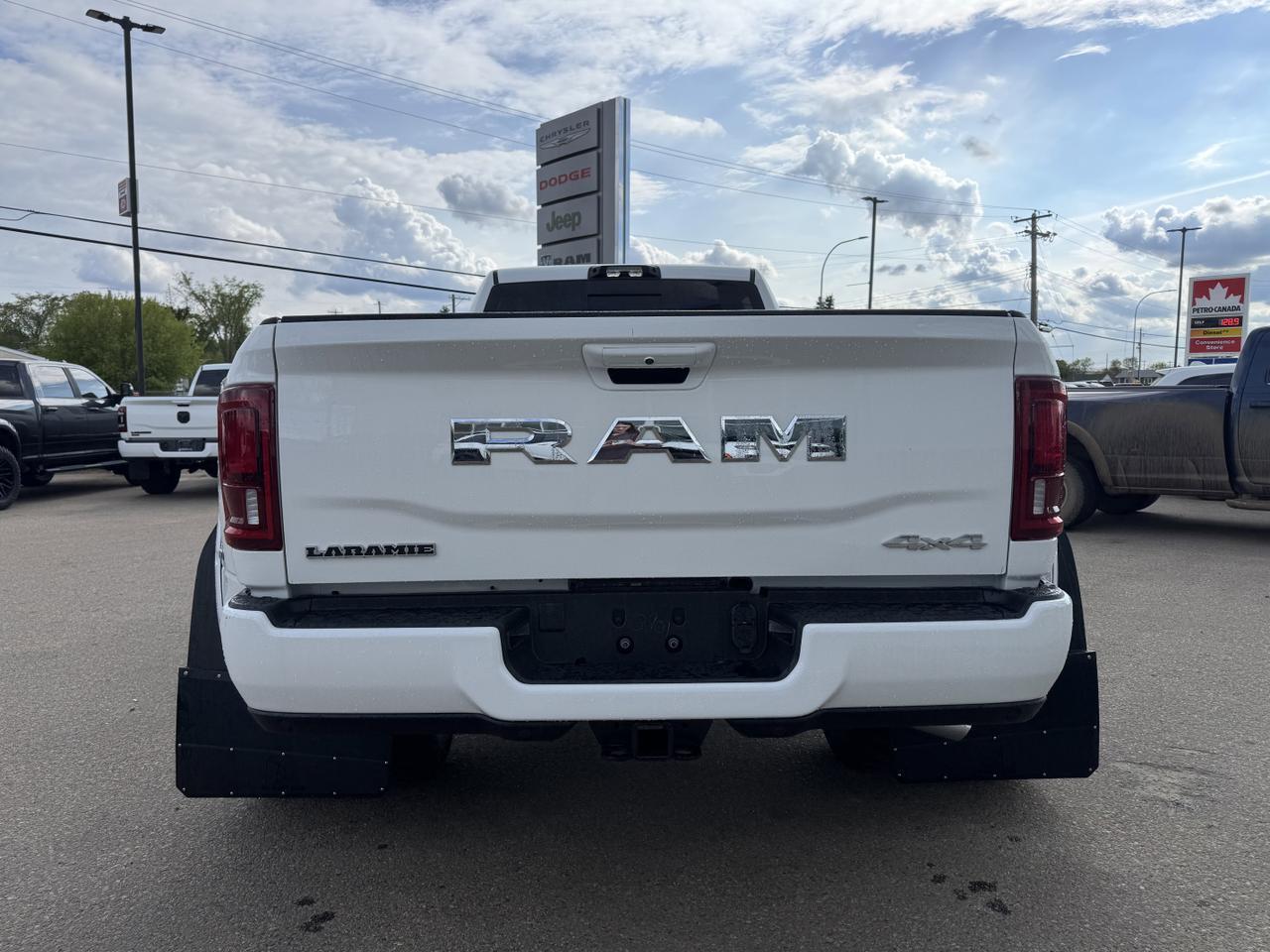 2025 Ram 3500 Laramie Dually Crew Cab 4x4 | Rig Ready Ram | Sunroof | Towing Prep I Heated Leather Seats I NAV Redwater AB