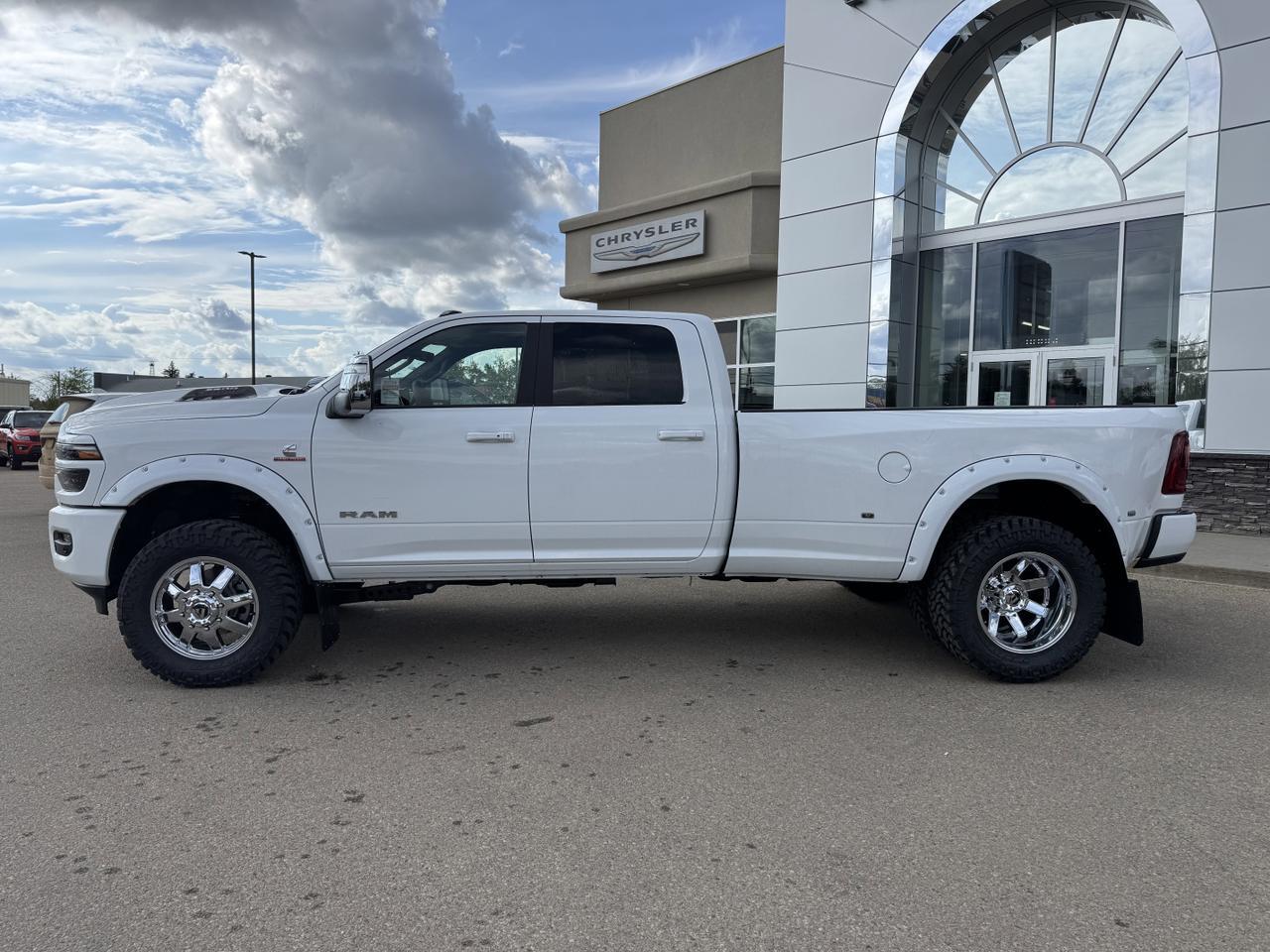2025 Ram 3500 Laramie Dually Crew Cab 4x4 | Rig Ready Ram | Sunroof | Towing Prep I Heated Leather Seats I NAV Redwater AB
