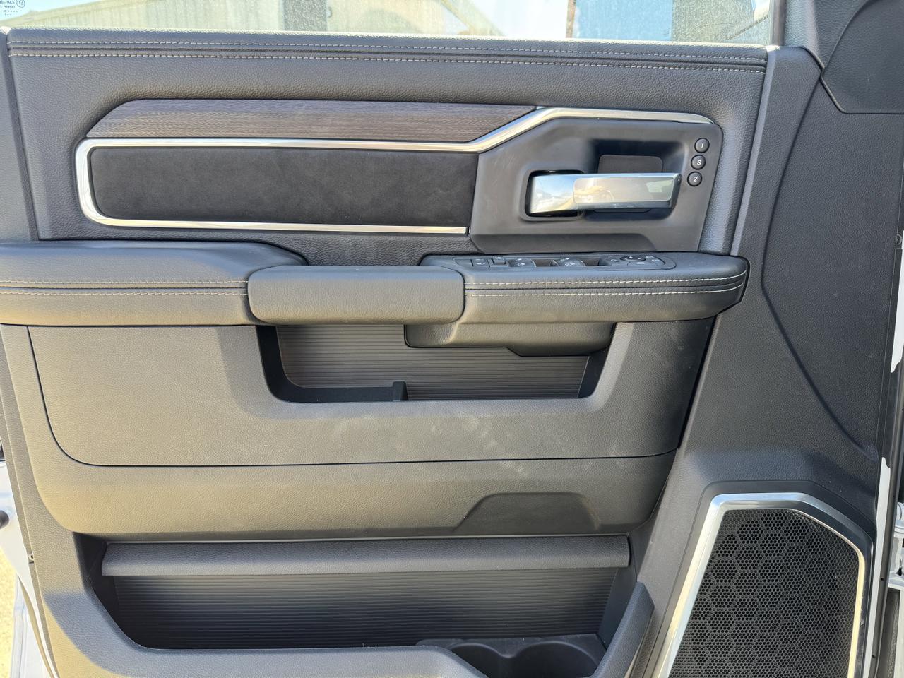 2025 Ram 3500 Laramie Dually Crew Cab 4x4 | Rig Ready Ram | Sunroof | Towing Prep I Heated Leather Seats I NAV Redwater AB