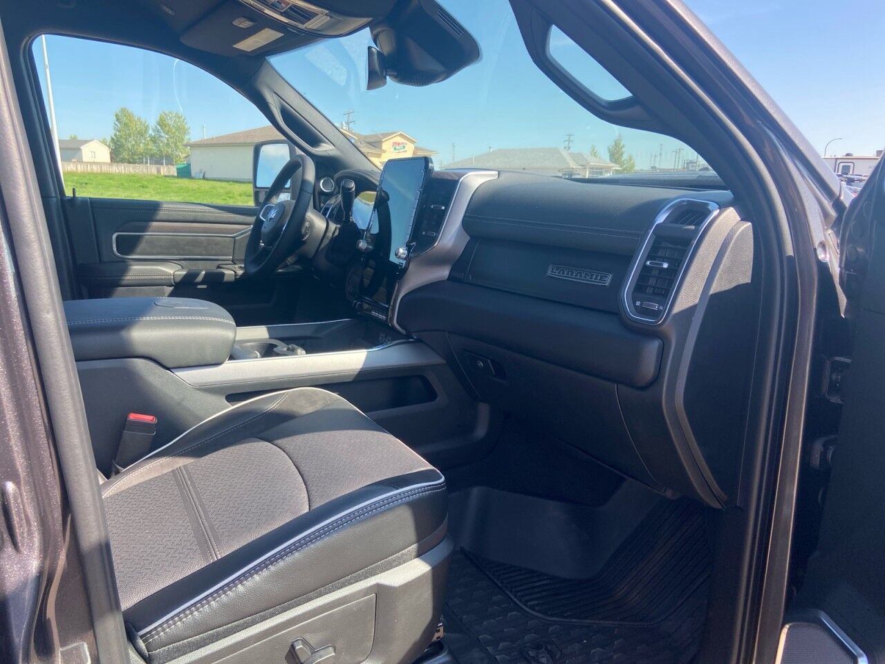 2025 Ram 3500 Laramie High Level AB