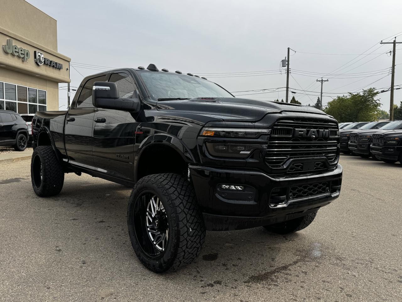 2025 Ram 3500 Laramie Night Edition Crew Cab 4x4 | Rig Ready Ram | Leather | Towing | Sunroof | Heated Seats Redwater AB