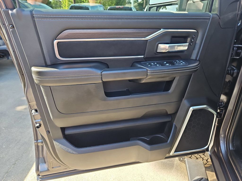 2025 Ram 3500 Laramie Gresham OR