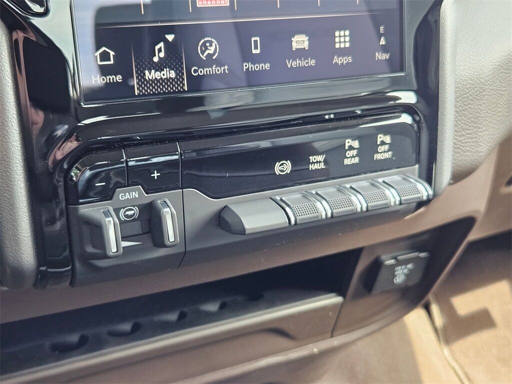 2025 Ram 3500 Laramie Gresham OR
