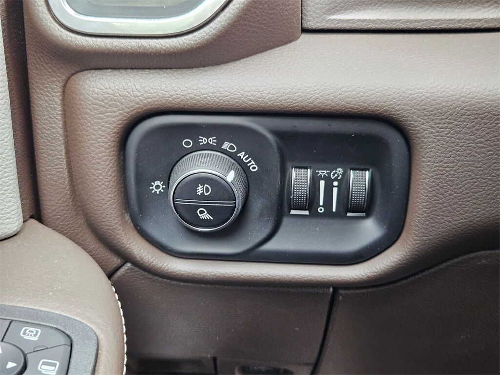 2025 Ram 3500 Laramie Gresham OR