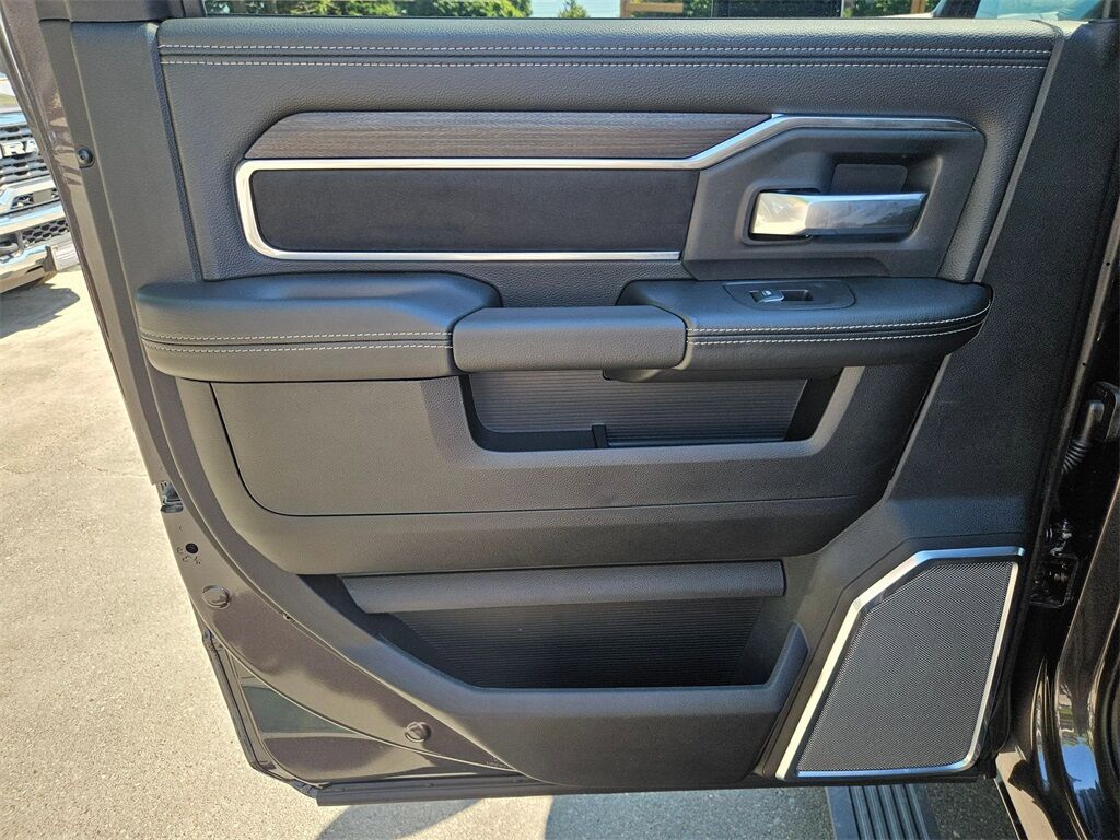2025 Ram 3500 Laramie Gresham OR