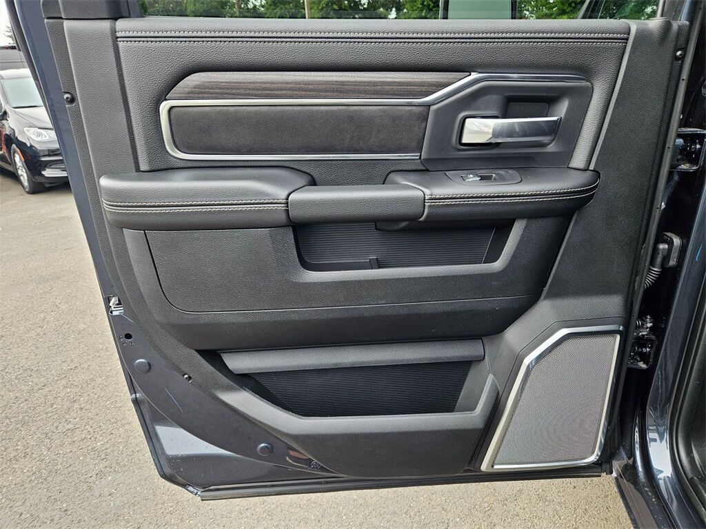 2025 Ram 3500 Laramie Gresham OR