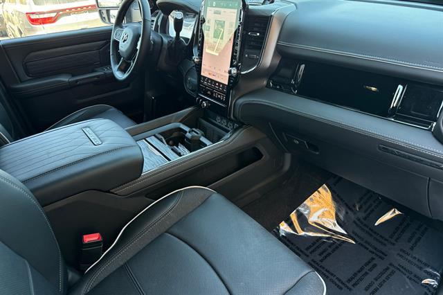 2025 Ram 3500 Limited Crew Cab 4x4 6&apos;4&quot; Box Morgan Hill CA