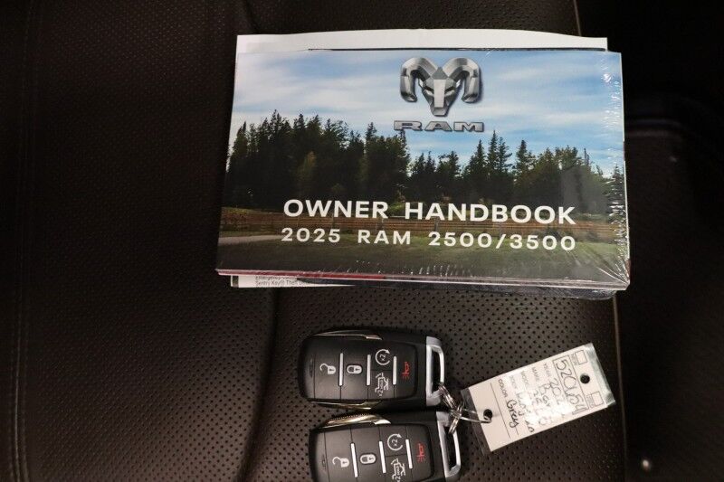2025 Ram 3500 Limited Longhorn Mega Cab Ram Box 6.7L Diesel GPS Ca Arlington TX