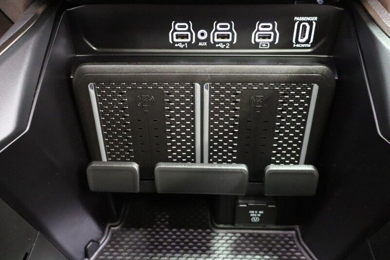 2025 Ram 3500 Limited Longhorn Mega Cab Ram Box 6.7L Diesel GPS Ca Arlington TX