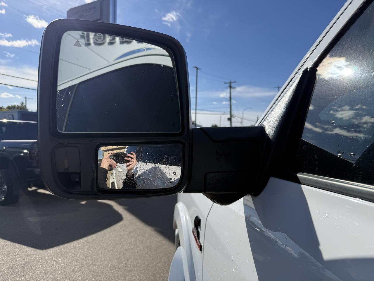 2025 Ram 3500 Limited Rig Ready RAM Crew Cab 4x4 | Cummins Diesel | Low KMs | Black Leather | NAV | 5th Wheel Prep Redwater AB