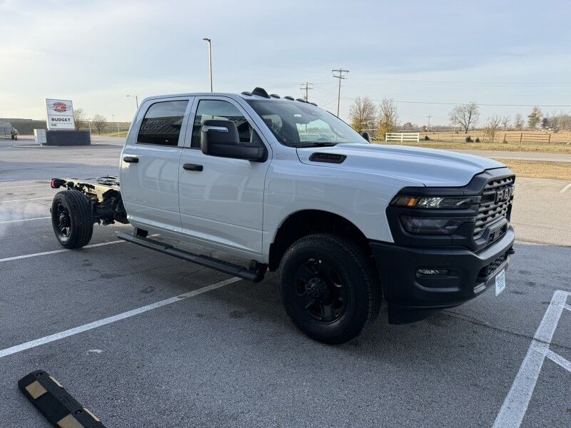 2025 Ram 3500 SRW 4x4 Cab & Chassis Tradesman Collinsville OK