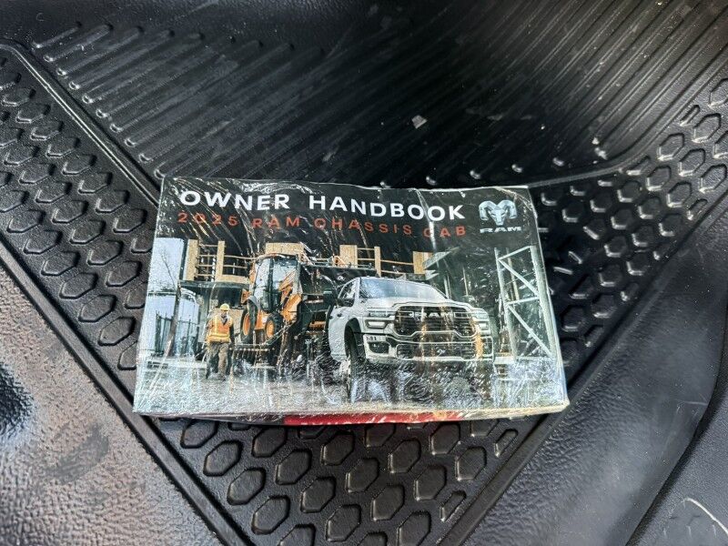 2025 Ram 3500 SRW 4x4 Cab & Chassis Tradesman Collinsville OK