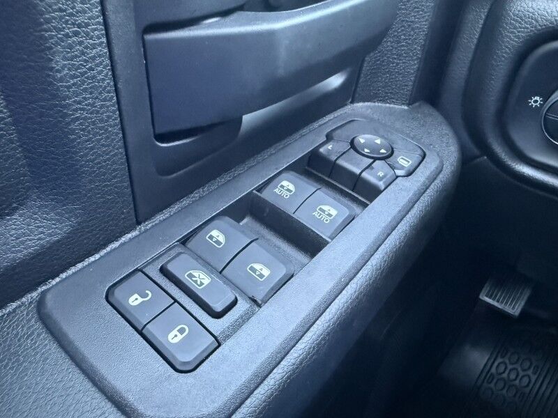 2025 Ram 3500 SRW 4x4 Utility Tradesman Collinsville OK