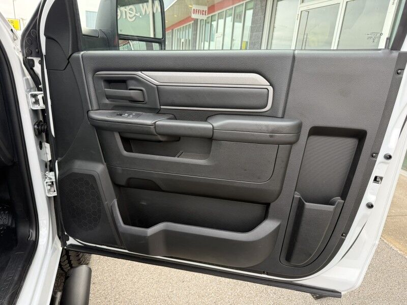 2025 Ram 3500 SRW Utility Tradesman Collinsville OK