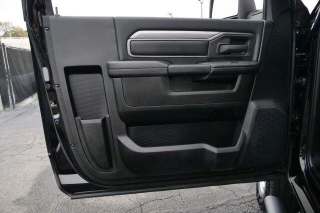 2025 Ram 3500 Tradesman 4X4 / HO Diesel / Level 2 Equipment Group! High Point NC