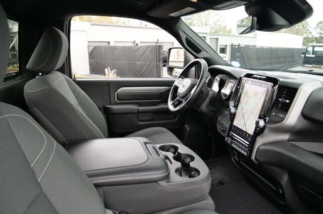 2025 Ram 3500 Tradesman 4X4 / HO Diesel / Level 2 Equipment Group! High Point NC