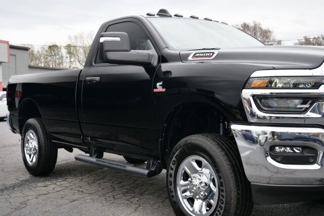 2025 Ram 3500 Tradesman 4X4 / HO Diesel / Level 2 Equipment Group! High Point NC