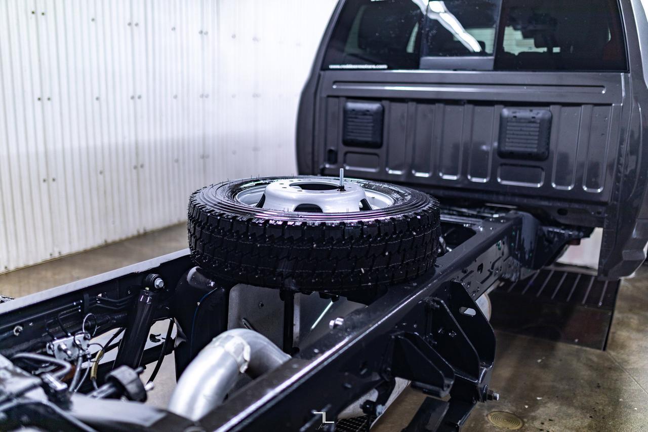 2025 Ram 5500 4x4 Crew Cab & Chassis Big Horn Diesel Leather Nav Red Deer AB