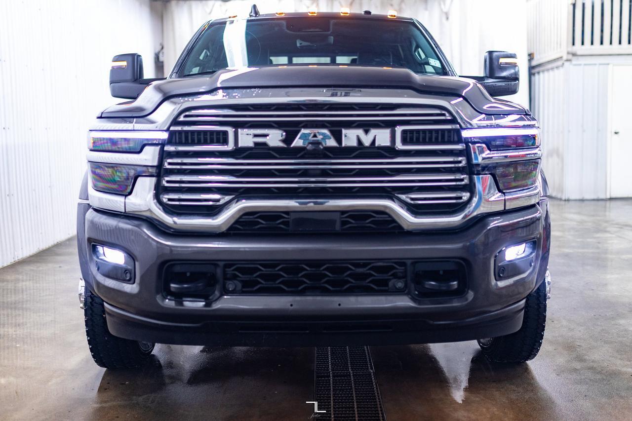 2025 Ram 5500 4x4 Crew Cab & Chassis Big Horn Diesel Leather Nav Red Deer AB