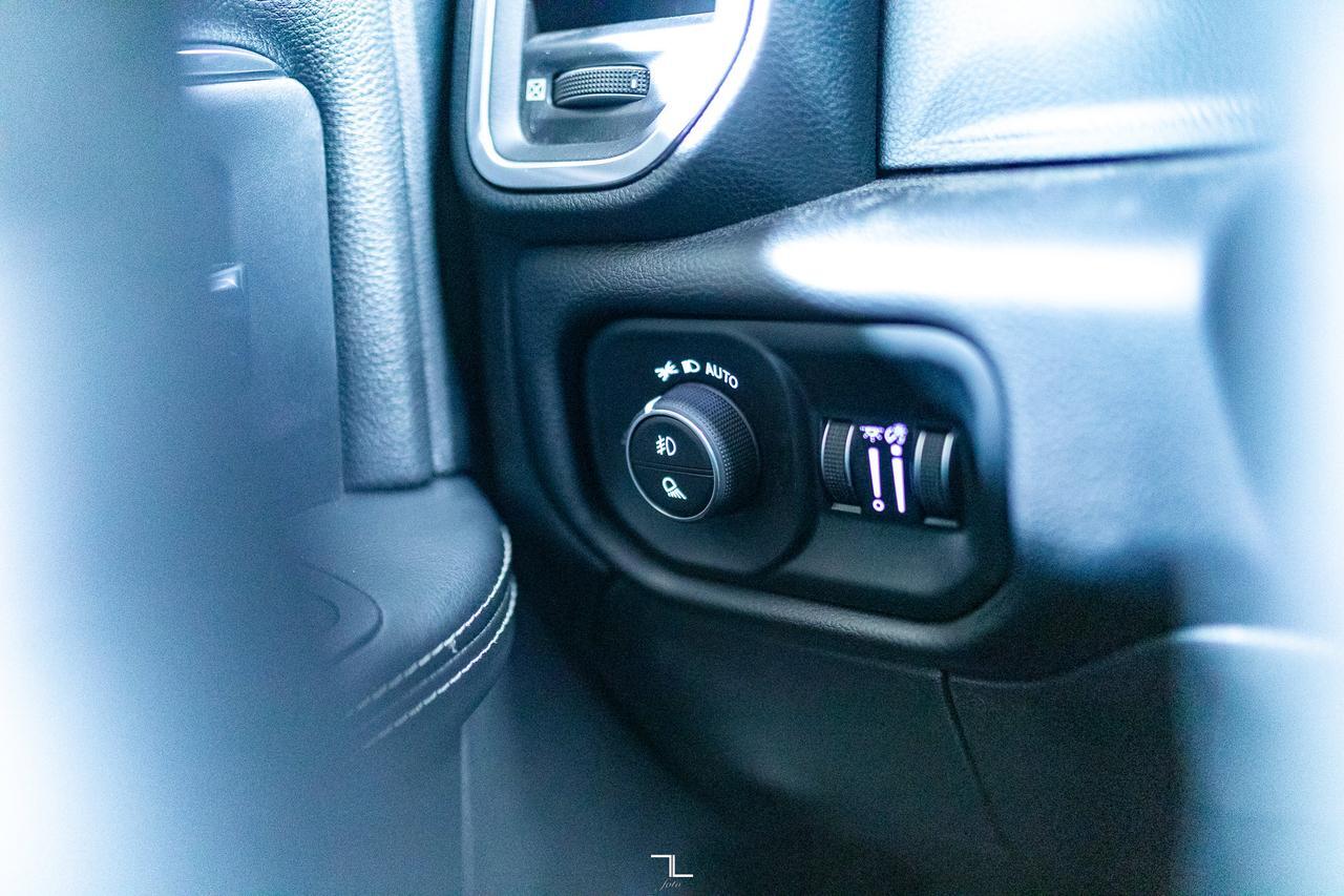 2025 Ram 5500 4x4 Crew Cab & Chassis Big Horn Diesel Leather Nav Red Deer AB