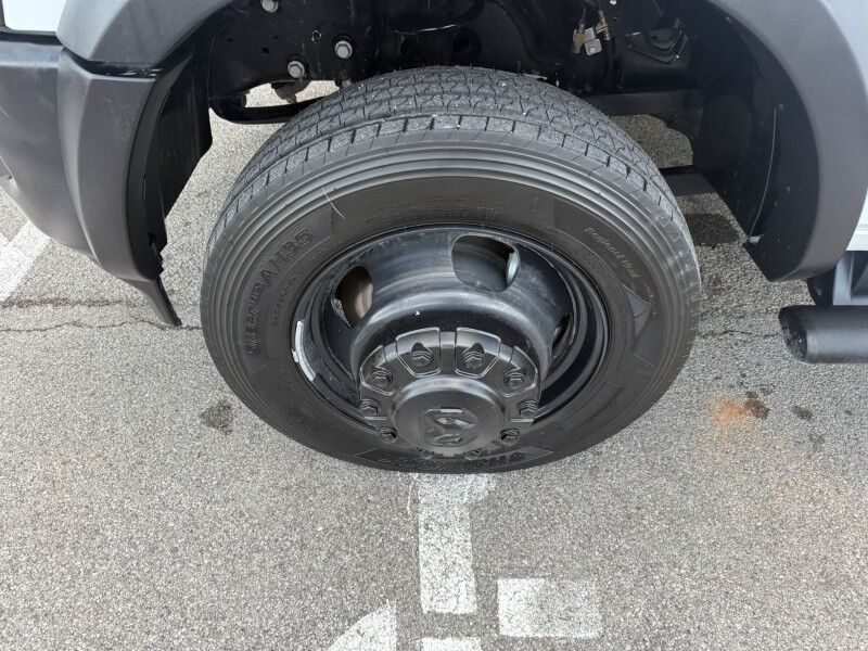 2025 Ram 5500 6.4L V8 4x4 Flatbed 18 MILES! Tradesman Collinsville OK