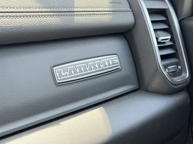 2025 Ram 5500 Laramie Crew Cab 4x4 Jerr-Dan MPL40 Dual Winch Standard Wrecker Truck Miami FL