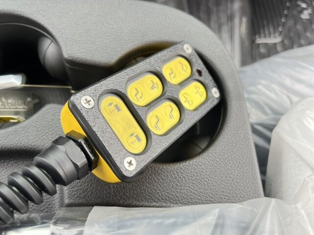 2025 Ram 5500 Laramie Crew Cab 4x4 Jerr-Dan MPL40 Dual Winch Standard Wrecker Truck Miami FL