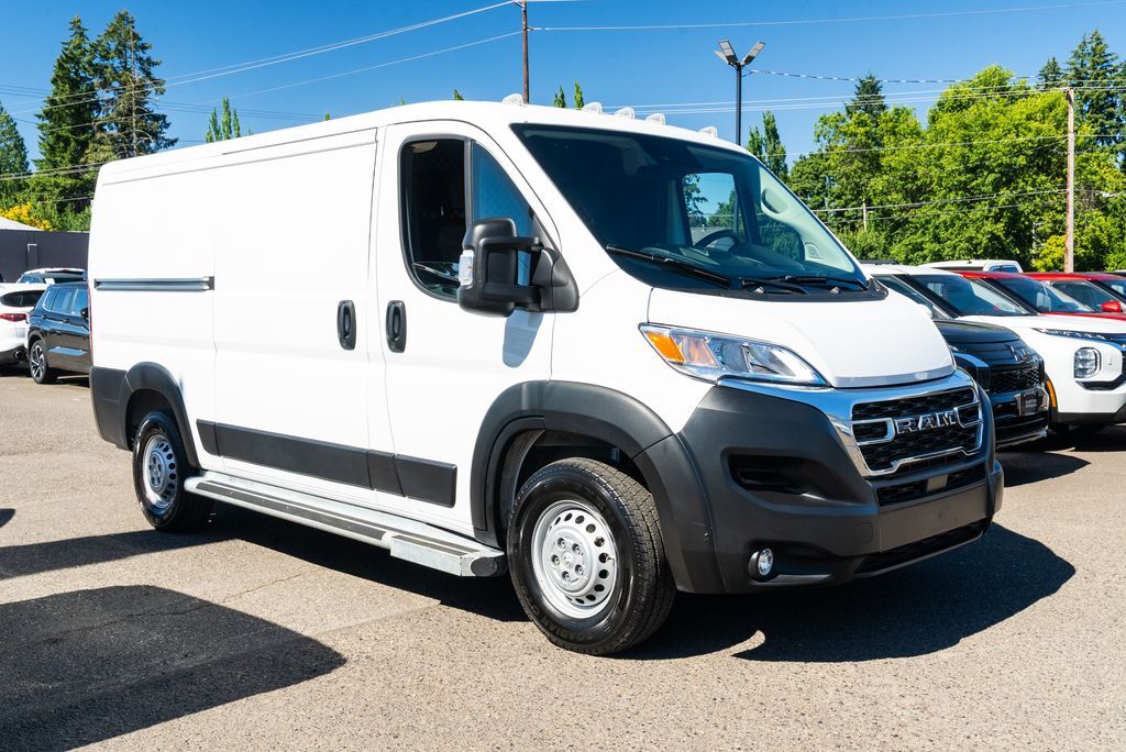 2025 Ram ProMaster 2500 Base
