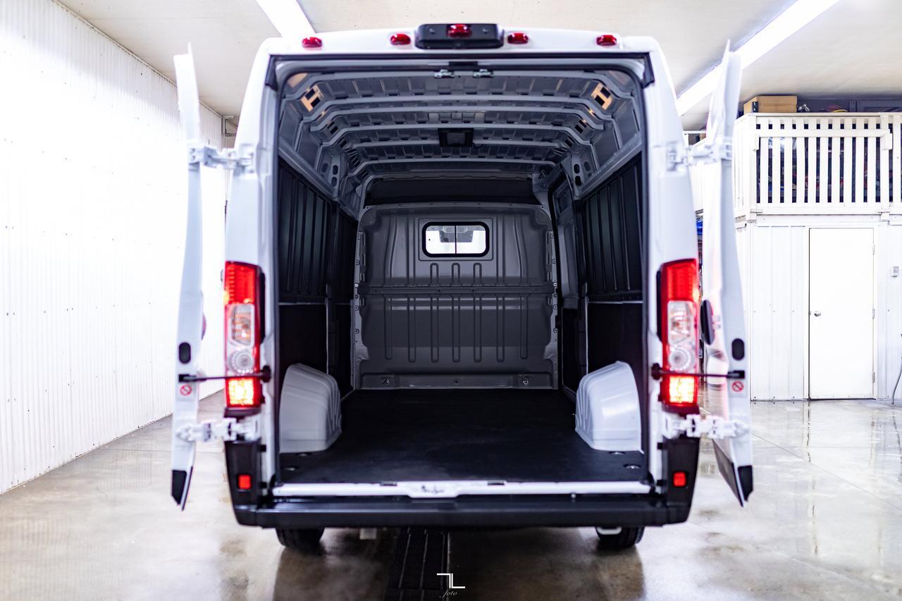 2025 Ram ProMaster 3500 Ext High Rood Tradesman BCam Red Deer AB