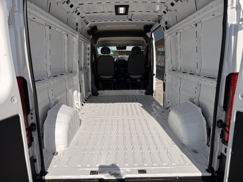 2025 Ram ProMaster 3500 High Roof Cargo Van 14k mi's SLT Collinsville OK