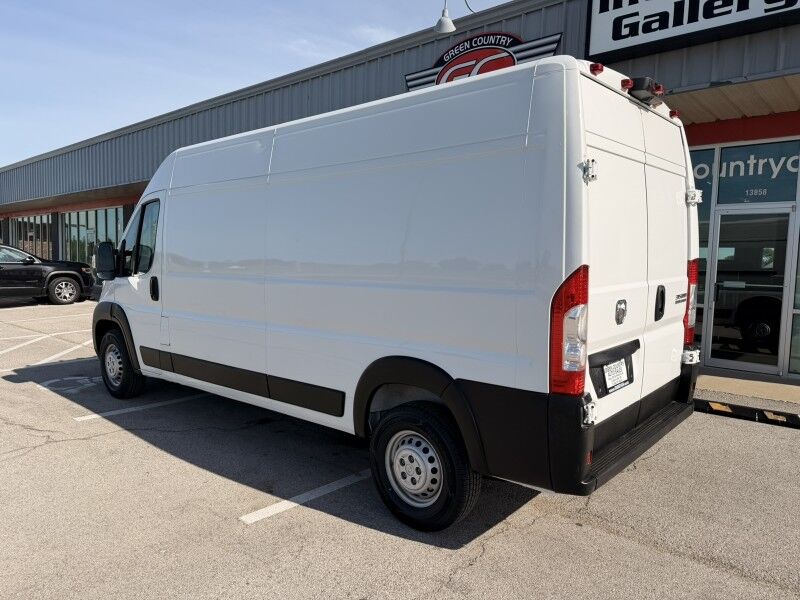 2025 Ram ProMaster 3500 High Roof Cargo Van 14k mi's SLT Collinsville OK